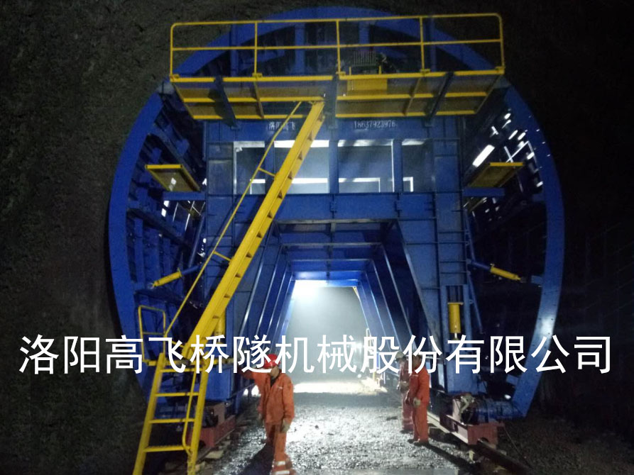 隧道二次襯砌與初襯的區(qū)別是什么？